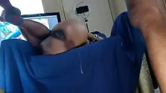 Putar Nenek Mesir Menyemprotkan di Creampie Pesta Seks dengan MILFs di Kairo
