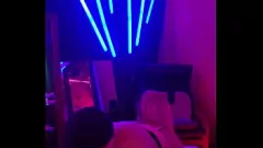 تشغيل MILF BOOTYLICOUS80 & COLOSSUS7078 تعبد مؤخرتها المثالية وتمتص صاحب الديك الضخم