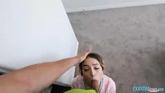 play Petite Teen Maria Kazi fährt Danny Mountains harter Schwanz