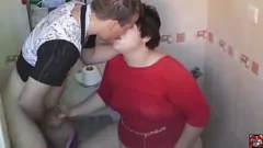 Abspielen Kurvy Claudia Marie CTDX sehnt sich nach einem Monsterschwanz
