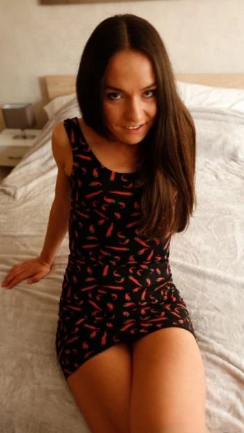 Pornostar Nataly Gold