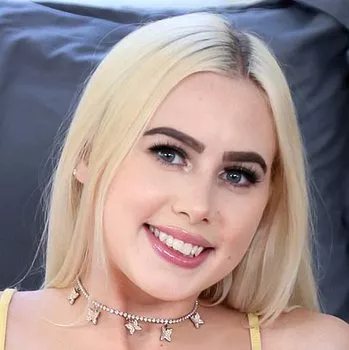Actrita Bri Klein
