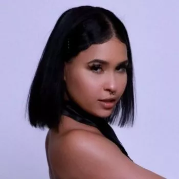 色情明星 Ryder Rey